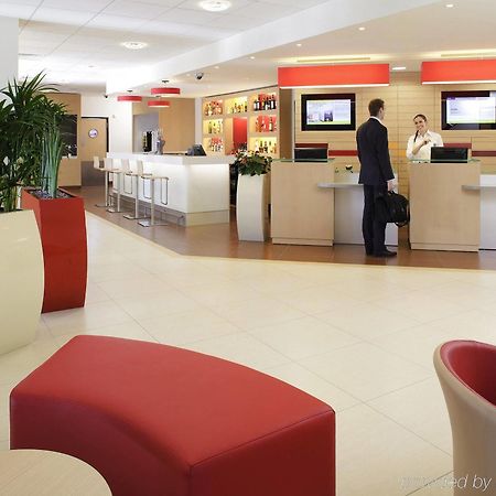 מלון Ibis Lyon L'Isle D'Abeau מראה חיצוני תמונה